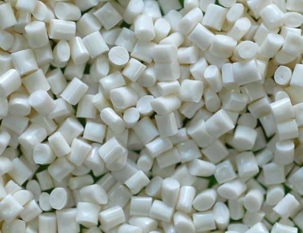 АБС-пластик гранулированный натуральный ABS 745 фото