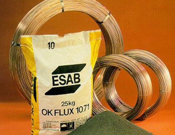 Флюс сварочный высокоосновной OK Flux 10.61 фото