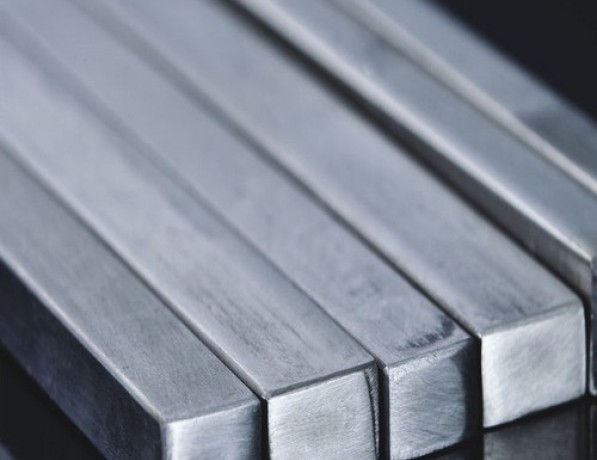 Квадрат нержавеющий 2205 8х8 мм ASTM A479 фото