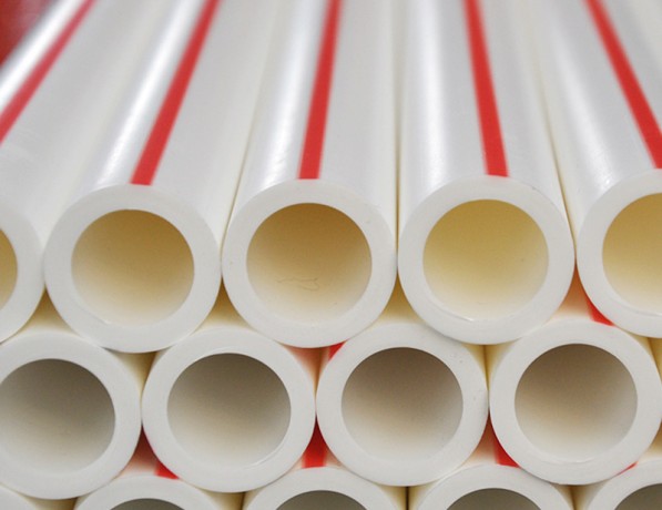 Полипропиленовая труба белая PP-R PN20 280 мм ГОСТ 32415-2013 фото